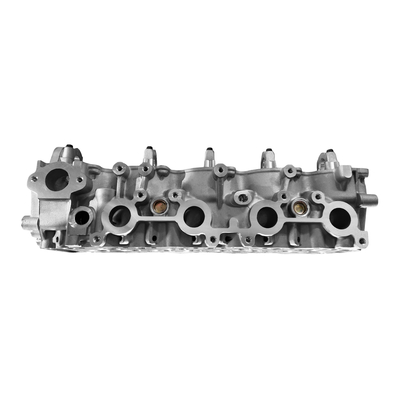 14.65 KG विस्थापन MLG015 2.5D/2.5TD के लिए सिलेंडर हेड